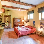 Apartamento Stunning In With Wifi Ficulle