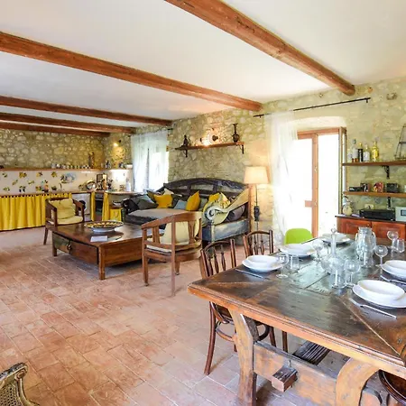 Stunning In With Wifi Apartment